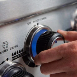 Broil King Regal 420 PRO Negra 18 Broil King Regal 420 PRO Negra -Napoleonr Ventas Barbacoa gas Broil King Regal 420 Pro Negra 2.jpg