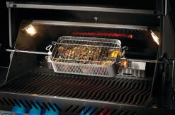 Cesta De Acero Inoxidable Para Rustidor Napoleon -Napoleonr Ventas Original JPG 57013 Adjustable Stainless Steel Rotisserie Basket InUse